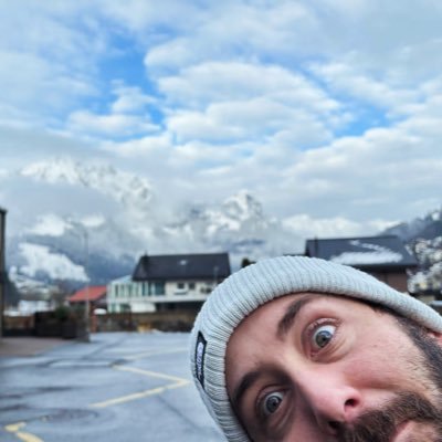 life_timesofabe's profile picture. Film Lover 🎥, Bookworm 📚, Bad Gamer 🎮 (watch my stream, you’ll see), Traveler 🧳, and just an enjoyer of life.