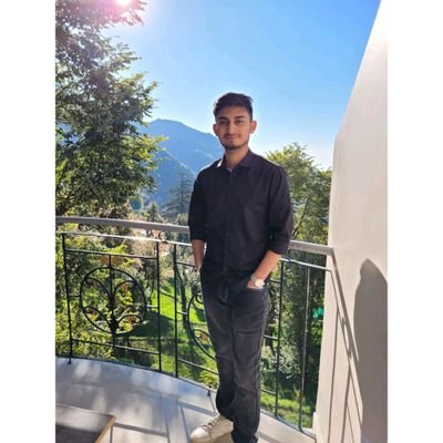 AkashRanot's profile picture. electron in a Cyclotron