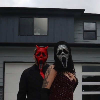 kinda_living_'s profile picture. Newbie looking to make friends. Born and raised in Alaska, PNW is home 🌲