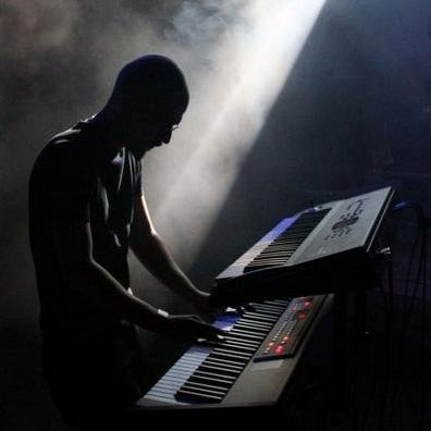 ToonNoppen's profile picture. Tweet in eigen naam | Behoudt zich het recht voor om het bij het verkeerde eind te hebben.