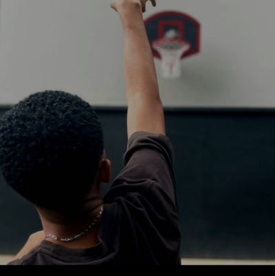 ApadileKat45346's profile picture. medical student