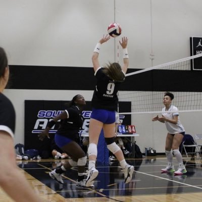 5'9 Setter • Plano East Sr High'25 • TAV 17 blue #9 • sofiaalexgordon@gmail.com •