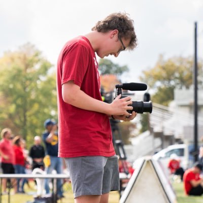 Ball State ‘27 - Videographer/Photographer for @bsusportslink
INSTAGRAM: @ec.sportsmedia