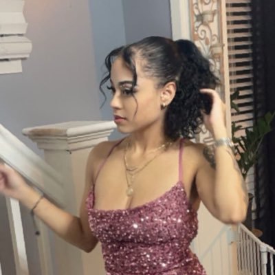 lia_xo19's profile picture. 