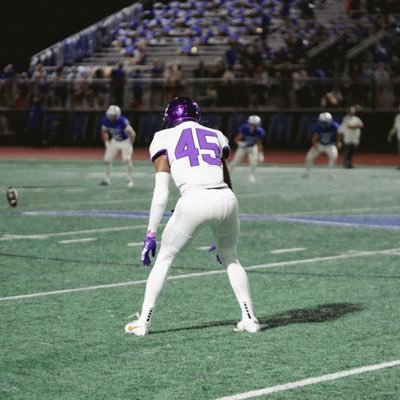 Fulshear high school | c/o 2025 | OLB/De/RB/Te/Wr/ ATH | 6'2-210|