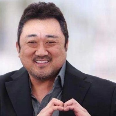 zzzzxyzzz's profile picture. 臊的是皮，挨的是求