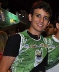 Escorpiano, Flamenguista s2, gosto de velocidade, se deus quiser futuro E.Civil, pronto acho que só por enquanto ;P
