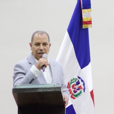 Ingeniero de profesión. Presidente de la Federación Dominicana de Sóftbol @fedosasoftbolrd. Presidente Comité Olímpico Dominicano @COLIMDO 2022-2026.