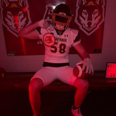 6’4, 225, D-End @AlverniaFB email @garin.hyvesson@gmail.com https://t.co/EFy8dLgPdi