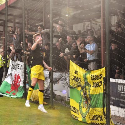 Cyfrir Twitter yr Cofi Army. Unofficial multi log in fan account, all views are the fans own and not that of Caernarfon Town Football Club