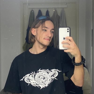 _yueos's profile picture. dev & techno 🫶🏼