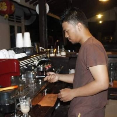 “Akan datang kepada manusia suatu zaman, orang yang berpegang teguh pada agamanya seperti orang yang menggenggam bara api.”HR. Tirmidzi no. 2260