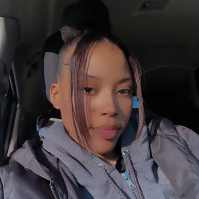 Tyyyytyyyy00's profile picture. 