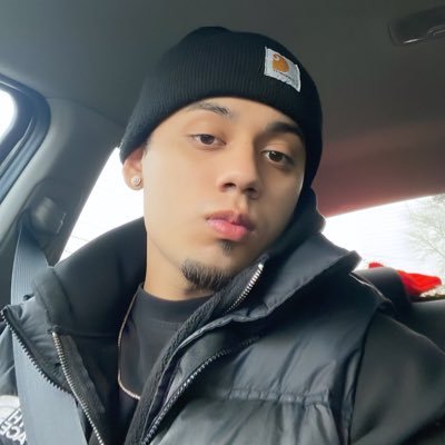 Dsaucyy__'s profile picture. I’m deadass Artist/painter  New York what’d you think ?? 🗽  check my IG page for my works: davv_the_artist