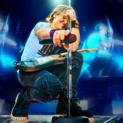 THE OFFICIAL FANS PAGE OF KEITH URBAN