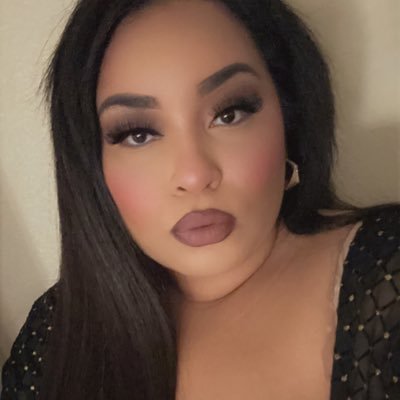 I Am a WEB Plussize Pro Seductress & Financial Dominatrix and Feedee🍔🌭🌮🌯🥙🥗🍕🍔Only respond to men who fund my fetish🤭