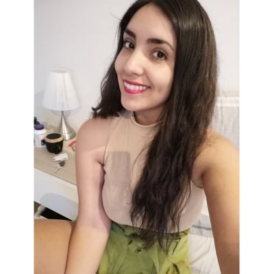 Mimisauriaaa's profile picture. Cocinera, en continuo proceso de aprendizaje 🍝🍳🔪 Pastelera de corazón y profesión🍰🍮 Santiago-Punta Arenas