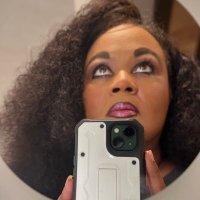 Roslyn (@d_rozzie) 's Twitter Profile