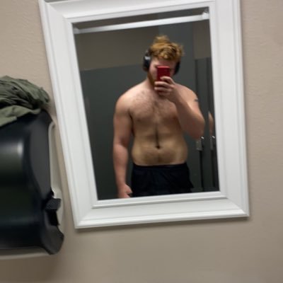 LoganSimpson73's profile picture. Philippians 4:13