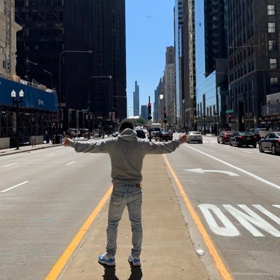 📍Chicago Suburbs// Realtor® 🏠 @kellerwilliamsinfinity//Investor 🏘️🏚️ Elite Home Investments //📲 Looking to buy/sell/rent?Lets Connect PM me ⌨️