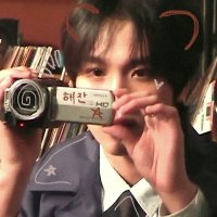 🌹🌻 (@hyeokomi) 's Twitter Profile