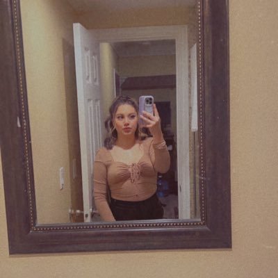 lopez_neida97's profile picture. •26✨ •R.D.A🦷 •Raising Kings&Queens👑