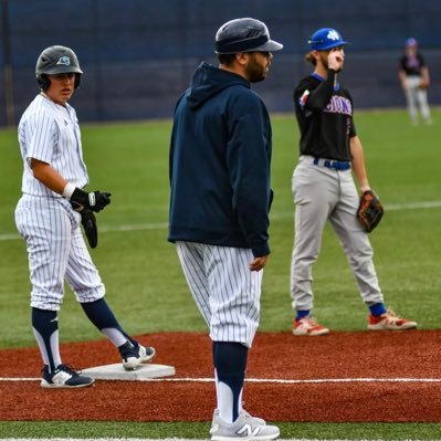 Head baseball Coach at Coastal Bend College. TAMUK Alumni. #DefendtheBend #CBCbaseball #LosCougars