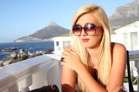 I'm a webcam model on http://t.co/15ulgRpoRE I love handsome guys and beautifull girls... Especially when I can have them both at the same time :)))