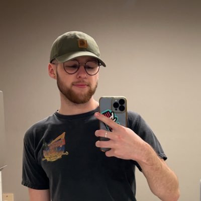 lolparkie's profile picture. idk anymore