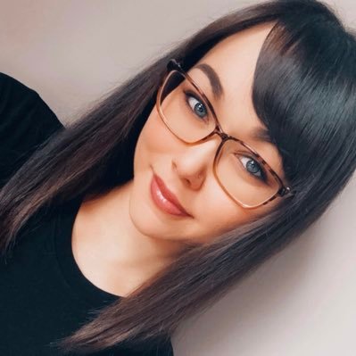 Twitch Partner ✌🏻 Final Fantasy 💎 JRPGs and Retro Games 🎮 Synthwave 🎧 Mental Health 💕 Early Childhood Student 📚 She/Her ✨ Email: laineymaree@outlook.com