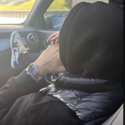 KM9875's profile picture. 