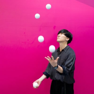 '96 藝術家 Juggling 𓈒𓏸◌ sponsored by NARANJA 投げるジャグリングとジャグリングから着想した作品づくりをしています。