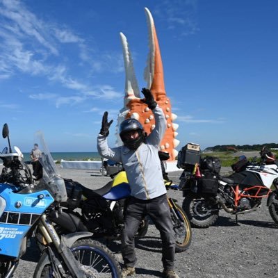 40代おっさんライダー。キャンプもします。札幌に3年住んでいま千葉県。メイン機:V-Strom800DE、サブ機:98年式VTR250、お散歩機:スーパーカブ110 勝手に色々フォローしますがよろしくお願いします。