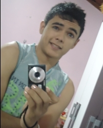 14 Anos, Flamenguista, Tourino, Romântico, Sou apenas mais uma pessoa em busca dos meus sonhos! MEDICINA na areá... Uhuuuuuu