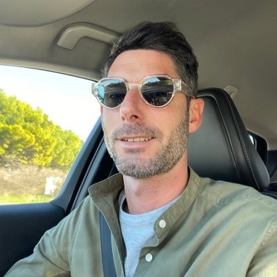 SenglatB37564's profile picture. 