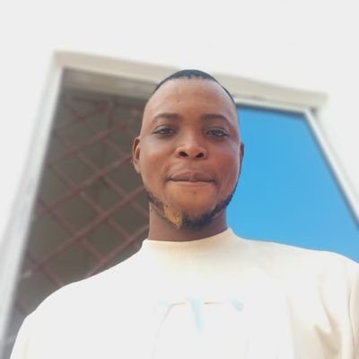 omoalha2's profile picture. I am man of peace and love💀💀