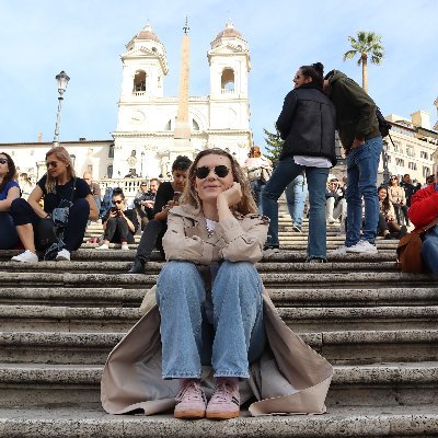 hollyjstandring's profile picture. PR Strategist at @JourneyFurther - currently working with interior, appliance, self tan, car finance experts.