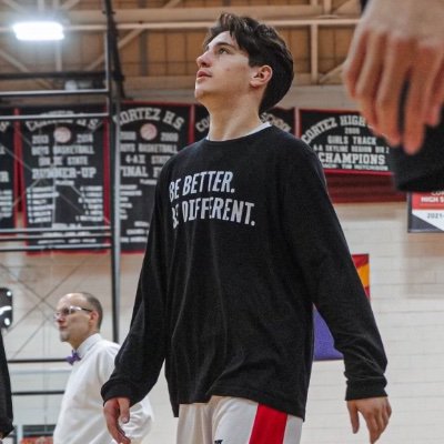 Arizona
Basketball Player
Cortez High School Varsity