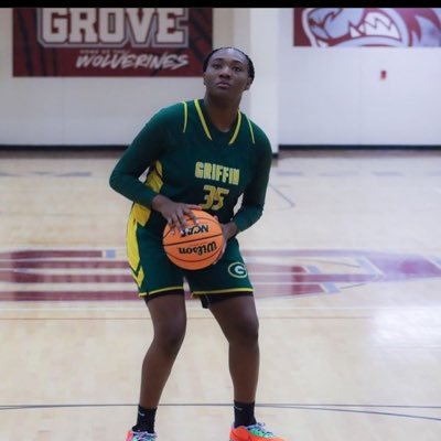 hooper ⛹🏾‍♀️#30/35| 5’10 post player | GHS 🐻| 2024 📚 |3.5 GPA| Defense over anything| 4A state champion 💍