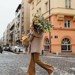 LunaLuxe290758's profile picture. 