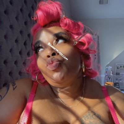 Knob Slobbin makes me happy. 👄😋OG Award Winning Bbw Adult Star, Producer & Professional Slut! I don’t COLLAB. EXCLUSIVE. #ScatQueen #Anal is EVERYTHING 😌