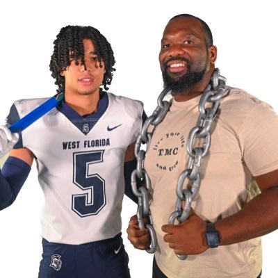Psalms 28:7 Father: @fivestar904 @bfye904 #dadrealhard