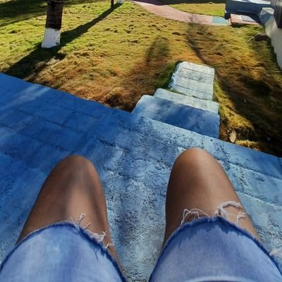 Crvrester's profile picture. Te llamo luna 🌜por que eres mi luz en la oscuridad