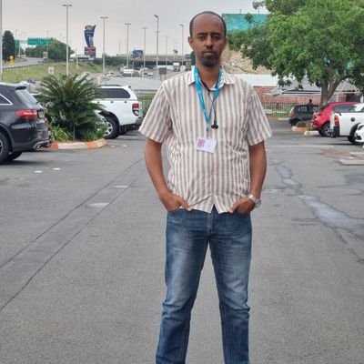Cloud Infrastructure Engineer @SafaricomET. Intersted in @vSphere, @Kubernetesio, Cloud, @golang & Javascript