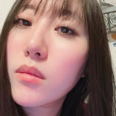 6vee0312's profile picture. 👑美业小能手｜🥳币圈小韭菜｜长期持有 ✨ $Aisi ✨ $Depd ✨ $Ligo ✨ $Dogim ｜2024年要乘风变成小富婆吧🌈