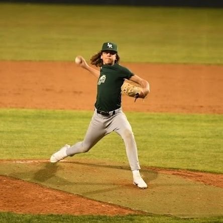 Lake Ridge HS Class of 2027 🦅// RHP / SS / 3B / 2B / OF // 5'10/135lbs

15u Velocracy National IG:@_dominikharper