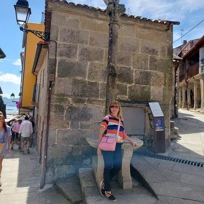 AraujilloM's profile picture. English teacher in Adult Education