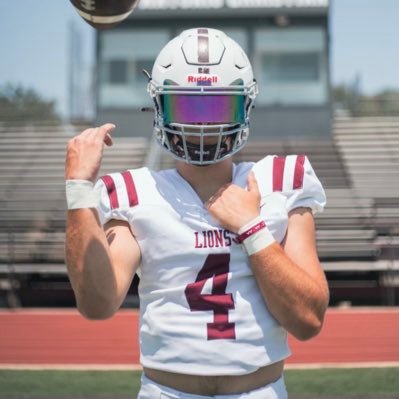 Jesus is King - QB @UIWfootball
@sacs_athletics alum