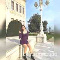 zachariahskshi's profile picture. singer songwriter  secondhand stylist 
700k on tiktok (kglillian)
📦 style box slots are currently filled. Please see style box highlight!