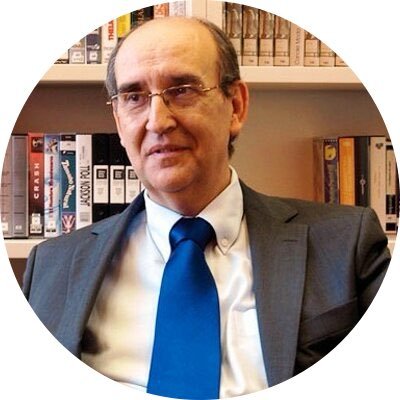 Antoni Garrell Enginyer Industrial. President HM hospitales CAT; Co-fundador Cercle per al Coneixement, ex-Vicepresident @f_industria i ex-DG fund. per l’Esdi